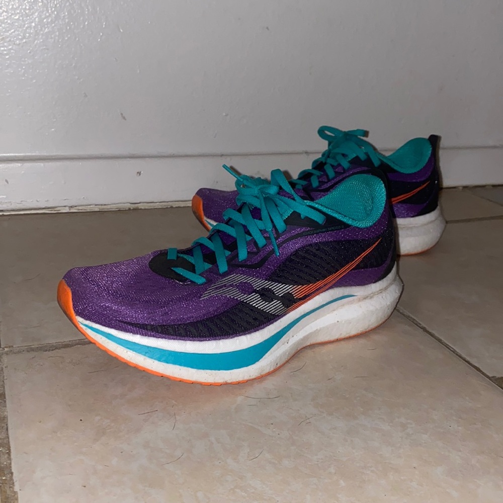 Womens Saucony Endorphin Speed 2 running shoes